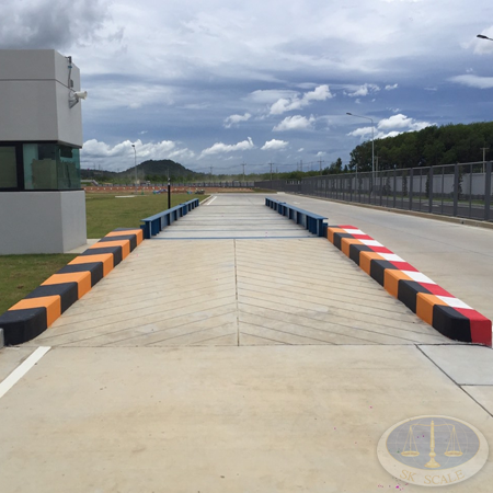 เครื่องชั่งรถบรรทุกแบบพื้นคอนกรีต